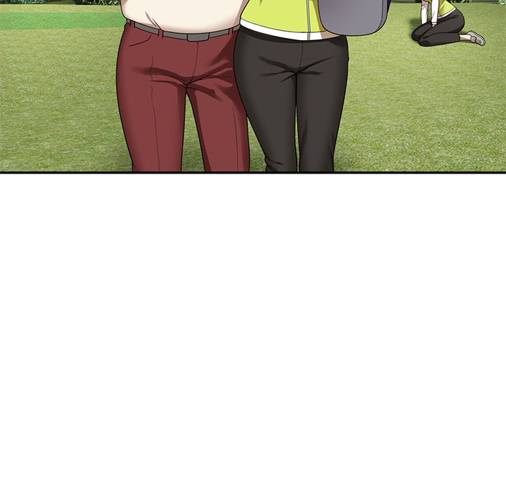 Hottie Hits the Green chapter 1 page 194