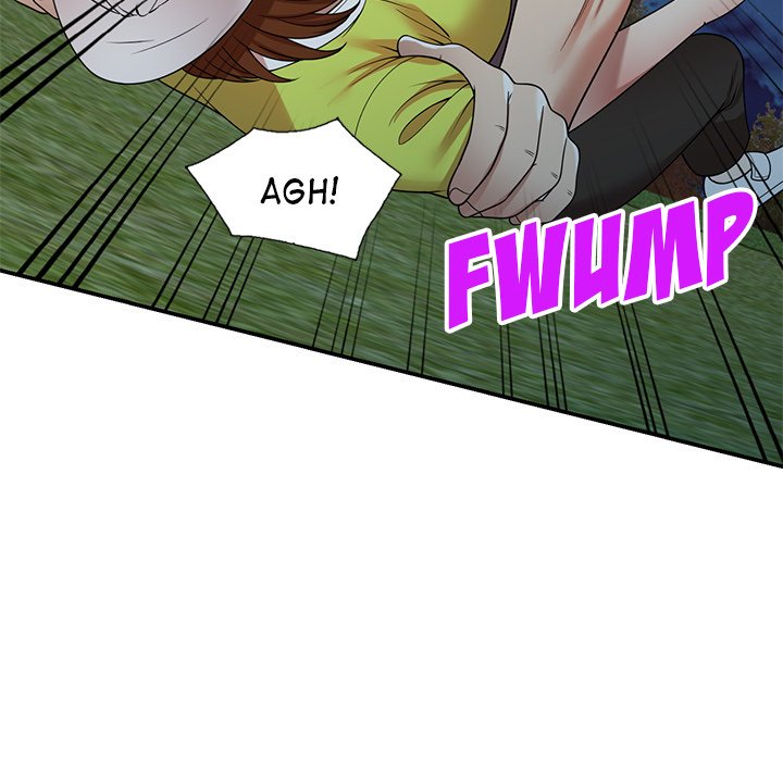 Hottie Hits the Green chapter 12 page 61