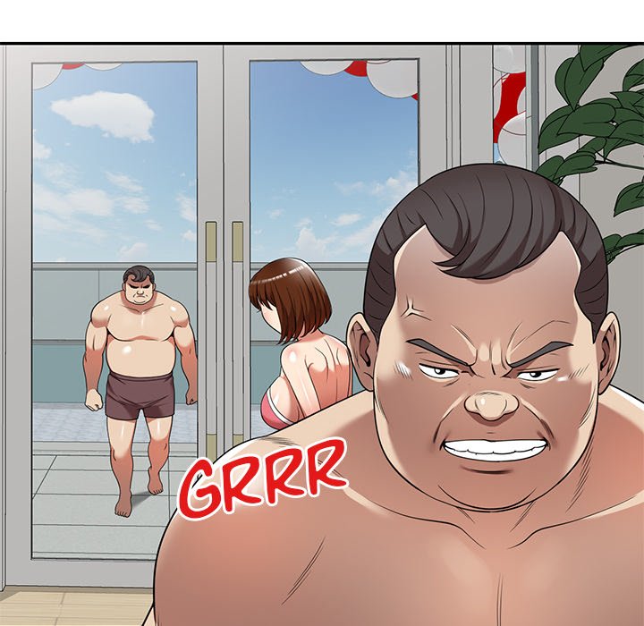Hottie Hits the Green chapter 9 page 97